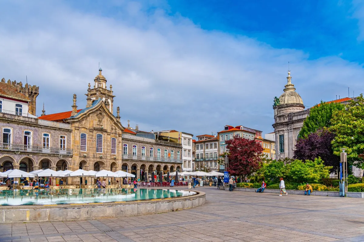 Praça da República em Braga — O epicentro da inovação digital no Minho